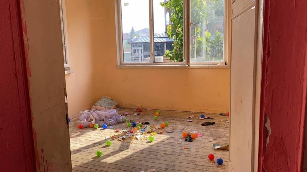 Kiraya verdiği evin son halini gören kadın, hüngür hüngür ağladı! Bu kadarını hiç kimse tahmin edemezdi 5